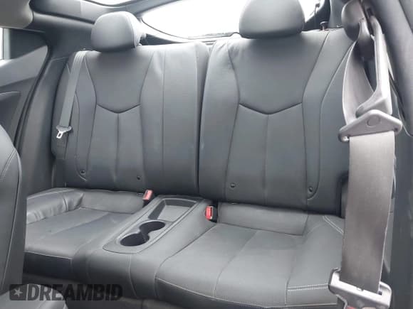 ✅ 2015 Hyundai Veloster Turbo • VIN: KMHTC6AE2FU222697 • Lot: 41511550. Wystawiony na IAAI z przebiegiem 109 156 mil. Bezpłatny archiwum sprzedaży aukcyjnych z USA i szczegółowy raport historii pojazdu na DreamBid. Zdjęcie 8.