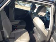 ✅ 2017 Hyundai Santa Fe SE • VIN: KM8SN4HF5HU240753 • Лот: 43493098. Опубликован ранее на IAAI с пробегом 85 307 миль. Бесплатный доступ к архиву аукционных продаж из США и подробный отчёт об истории автомобиля на DreamBid. Изображение 8.