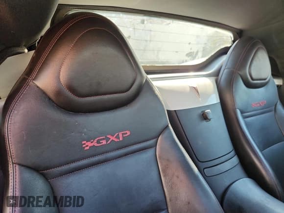 ✅ 2008 Pontiac Solstice GXP • VIN: 1G2MF35X08Y113200 • Lot: 84901145. Listed on Copart with 159,474 mi. Free auction sales archive from the USA and detailed vehicle history report at DreamBid. Image 10.