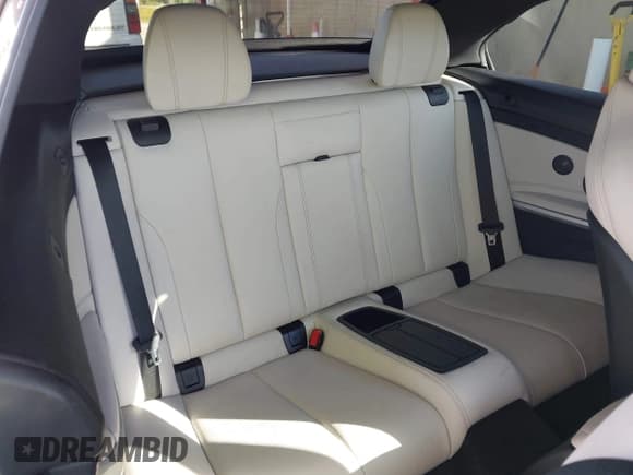 ✅ 2020 BMW 4 Series 440i • VIN: WBA4Z5C0XL5R41184 • Lot: 43771308. Listed on IAAI with 51,724 mi. Free auction sales archive from the USA and detailed vehicle history report at DreamBid. Image 8.