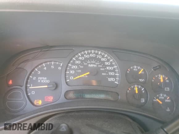 ✅ 2005 Chevrolet Suburban LT • VIN: 1GNEC16ZX5J126268 • Лот: 59576855. Опубликован ранее на Copart с пробегом 352 795 миль. Бесплатный доступ к архиву аукционных продаж из США и подробный отчёт об истории автомобиля на DreamBid. Изображение 9.