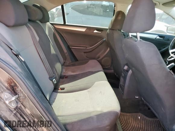 ✅ 2018 Volkswagen Jetta S • VIN: 3VW2B7AJ1JM236607 • Lot: 85322305. Listed on Copart with 117,101 mi. Free auction sales archive from the USA and detailed vehicle history report at DreamBid. Image 10.