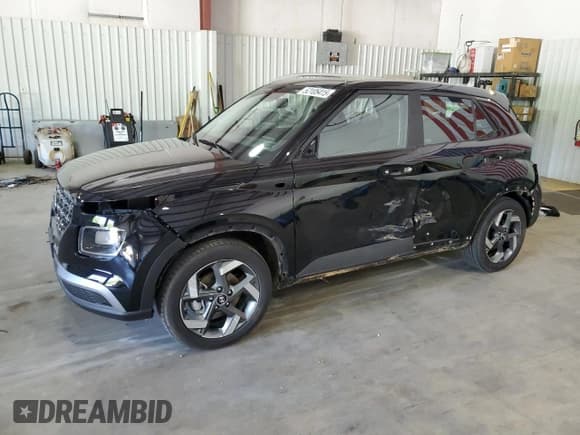 ✅ 2024 Hyundai Venue SEL • VIN: KMHRC8A39RU341002 • Lot: 52105415. Listed on Copart with 5,266 mi. Free auction sales archive from the USA and detailed vehicle history report at DreamBid. Image 1.