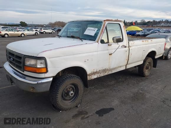 ✅ 1997 Ford F-250 • VIN: 3FTHF26H1VMA23902 • Лот: 41035336. Опубликован ранее на IAAI с пробегом 143 243 миль. Бесплатный доступ к архиву аукционных продаж из США и подробный отчёт об истории автомобиля на DreamBid. Изображение 2.