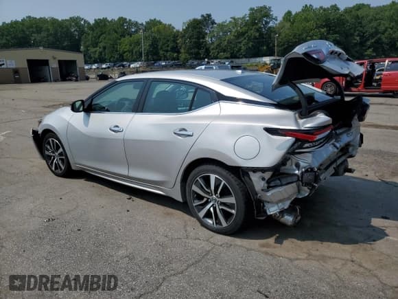 ✅ 2019 Nissan Maxima SR • VIN: 1N4AA6AV4KC363715 • Lot: 67167935. Wystawiony na Copart z przebiegiem 129 300 mil. Bezpłatny archiwum sprzedaży aukcyjnych z USA i szczegółowy raport historii pojazdu na DreamBid. Zdjęcie 2.