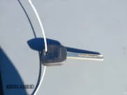 ✅ 2017 Chevrolet Silverado 1500 Work Truck • VIN: 1GCVKNEH3HZ148341 • Lot: 43628887. Wystawiony na IAAI z przebiegiem 180 105 mil. Bezpłatny archiwum sprzedaży aukcyjnych z USA i szczegółowy raport historii pojazdu na DreamBid. Zdjęcie 11.