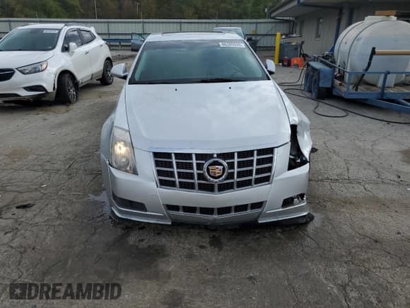 ✅ 2012 Cadillac CTS Luxury • VIN: 1G6DG5E5XC0129871 • Лот: 86309935. Опубликован ранее на Copart с пробегом 133 118 миль. Бесплатный доступ к архиву аукционных продаж из США и подробный отчёт об истории автомобиля на DreamBid. Изображение 5.