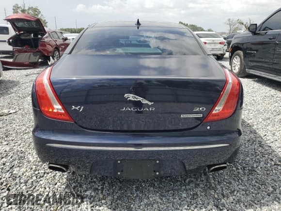 ✅ 2014 Jaguar XJ • VIN: SAJWA1CZ6E8V70764 • Lot: 60969215. Wystawiony na Copart z przebiegiem 86 793 mil. Bezpłatny archiwum sprzedaży aukcyjnych z USA i szczegółowy raport historii pojazdu na DreamBid. Zdjęcie 6.