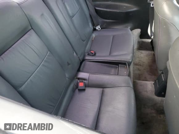 ✅ 1997 Acura Integra GS • VIN: JH4DC4465VS013917 • Лот: 87654165. Опубликован ранее на Copart с пробегом 218 585 миль. Бесплатный доступ к архиву аукционных продаж из США и подробный отчёт об истории автомобиля на DreamBid. Изображение 11.