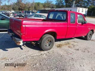 ✅ 1996 Ford F-150 • VIN: 1FTEX15Y0TKA54610 • Lot: 43675977. Wystawiony na IAAI z przebiegiem 300 905 mil. Bezpłatny archiwum sprzedaży aukcyjnych z USA i szczegółowy raport historii pojazdu na DreamBid. Zdjęcie 4.
