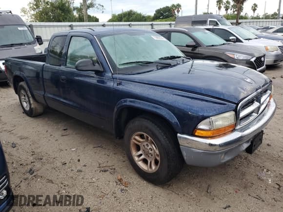 ✅ 2004 Dodge Dakota SLT • VIN: 1D7GL42N54S721808 • Lot: 73992034. Listed on Copart with Not provided. Free auction sales archive from the USA and detailed vehicle history report at DreamBid. Image 4.