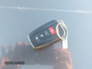 ✅ 2024 Toyota RAV4 Hybrid XLE • VIN: JTMRWRFV3RJ058950 • Lot: 43411788. Wystawiony na IAAI z przebiegiem 35 587 mil. Bezpłatny archiwum sprzedaży aukcyjnych z USA i szczegółowy raport historii pojazdu na DreamBid. Zdjęcie 11.