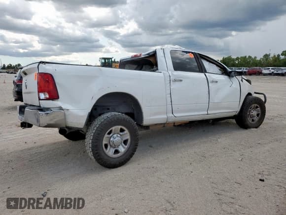 ✅ 2015 Ram 2500 SLT • VIN: 3C6UR5DL4FG544702 • Lot: 83877875. Listed on Copart with Not provided. Free auction sales archive from the USA and detailed vehicle history report at DreamBid. Image 3.