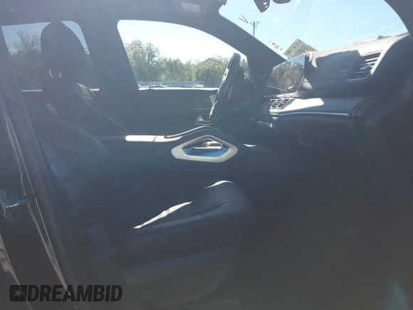 ✅ 2021 Mercedes-Benz GLS 580 • VIN: 4JGFF8GE8MA413935 • Lot: 43491341. Wystawiony na IAAI z przebiegiem 52 650 mil. Bezpłatny archiwum sprzedaży aukcyjnych z USA i szczegółowy raport historii pojazdu na DreamBid. Zdjęcie 5.