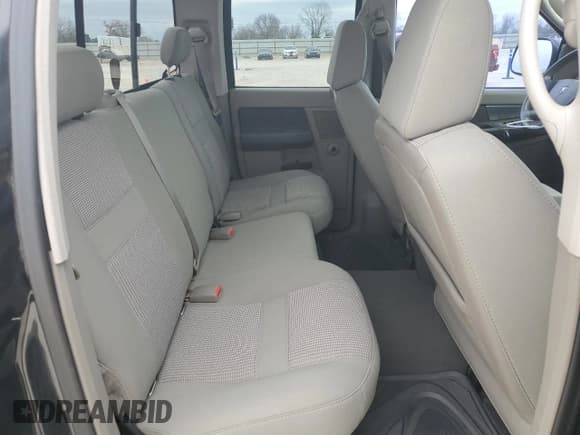 ✅ 2008 Dodge 1500 Laramie • VIN: 1D7HA18288S500795 • Lot: 88369025. Wystawiony na Copart z przebiegiem 171 730 mil. Bezpłatny archiwum sprzedaży aukcyjnych z USA i szczegółowy raport historii pojazdu na DreamBid. Zdjęcie 10.