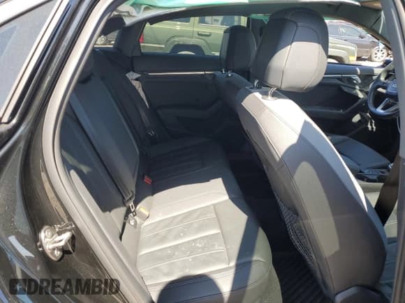 ✅ 2023 Audi A3 Premium Plus • VIN: WAUHUDGYXPA082671 • Лот: 53535745. Опубликован ранее на Copart с пробегом 24 818 миль. Бесплатный доступ к архиву аукционных продаж из США и подробный отчёт об истории автомобиля на DreamBid. Изображение 10.