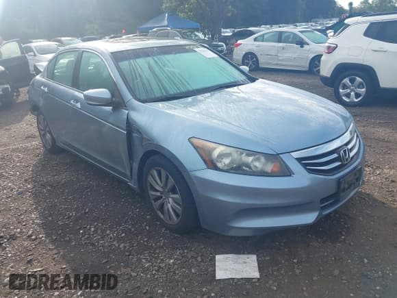 ✅ 2011 Honda Accord EX • VIN: 1HGCP2F75BA089152 • Лот: 43281031. Опубликован ранее на IAAI с пробегом 173 756 миль. Бесплатный доступ к архиву аукционных продаж из США и подробный отчёт об истории автомобиля на DreamBid. Изображение 1.