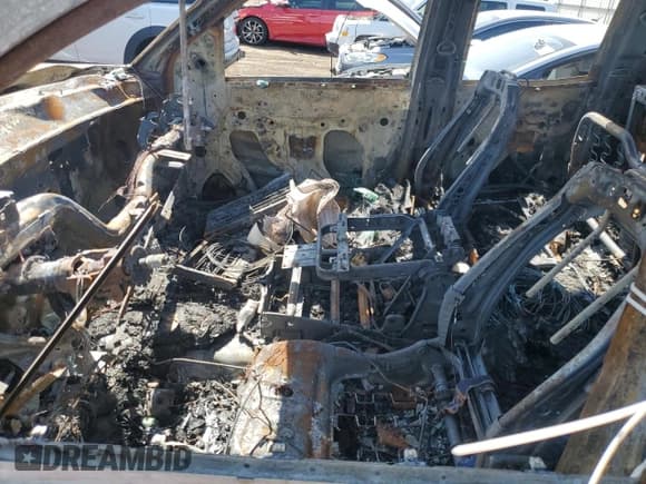 ✅ 2019 Chevrolet Silverado 2500HD Work Truck • VIN: 2GC2CREG1K1225531 • Лот: 53034965. Опубликован ранее на Copart с пробегом Не указан. Бесплатный доступ к архиву аукционных продаж из США и подробный отчёт об истории автомобиля на DreamBid. Изображение 7.