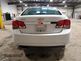 ✅ 2014 Chevrolet Cruze LS • VIN: 1G1PA5SG9E7393247 • Lot: 82125765. Listed on Copart with 84,302 mi. Free auction sales archive from the USA and detailed vehicle history report at DreamBid. Image 6.
