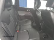 ✅ 2023 Jeep Compass Altitude • VIN: 3C4NJDBN6PT553753 • Lot: 90745885. Wystawiony na Copart z przebiegiem 9 326 mil. Bezpłatny archiwum sprzedaży aukcyjnych z USA i szczegółowy raport historii pojazdu na DreamBid. Zdjęcie 11.