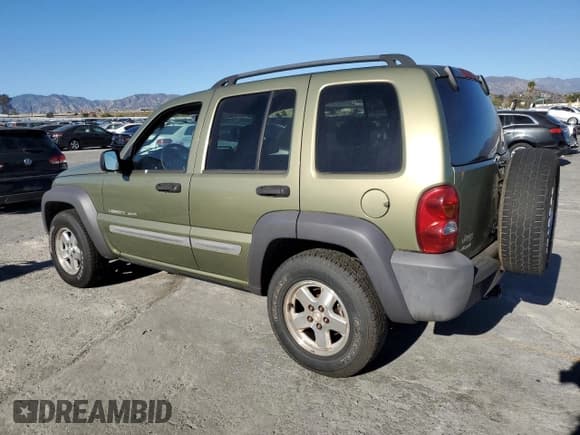 ✅ 2003 Jeep Liberty Sport • VIN: 1J4GL48K03W557358 • Лот: 85411905. Опубликован ранее на Copart с пробегом 61 335 миль. Бесплатный доступ к архиву аукционных продаж из США и подробный отчёт об истории автомобиля на DreamBid. Изображение 2.