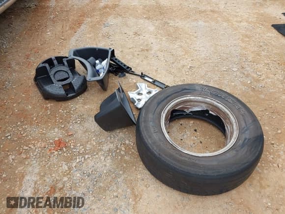 ✅ 2015 Jeep Grand Cherokee Laredo • VIN: 1C4RJEAG0FC125942 • Лот: 42986978. Опубликован ранее на IAAI с пробегом 158 072 миль. Бесплатный доступ к архиву аукционных продаж из США и подробный отчёт об истории автомобиля на DreamBid. Изображение 12.