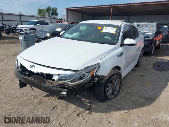 ✅ 2020 Kia Optima SE • VIN: 5XXGT4L39LG424217 • Lot: 43375705. Listed on IAAI with 91,038 mi. Free auction sales archive from the USA and detailed vehicle history report at DreamBid. Image 18.