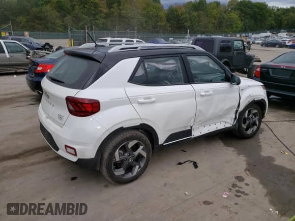 2024 Hyundai Venue SEL with VIN KMHRC8A37RU317460, listed as a Copart auction lot 74070514 with 6,817 mi miles and Salvage title. Bid and sale history available at DreamBid. Image 3.