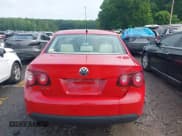 ✅ 2010 Volkswagen Jetta Limited Edition • VIN: 3VWRX7AJ6AM158664 • Lot: 42205340. Wystawiony na IAAI z przebiegiem 120 002 mil. Bezpłatny archiwum sprzedaży aukcyjnych z USA i szczegółowy raport historii pojazdu na DreamBid. Zdjęcie 16.