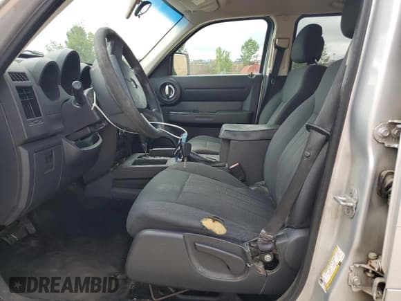 ✅ 2011 Dodge Nitro Heat • VIN: 1D4PT4GK8BW597552 • Lot: 82399605. Listed on Copart with 262,822 mi. Free auction sales archive from the USA and detailed vehicle history report at DreamBid. Image 7.