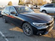 ✅ 2022 BMW 3 Series 330i • VIN: 3MW5R1J04N8C27833 • Lot: 57232685. Listed on Copart with 35,518 mi. Free auction sales archive from the USA and detailed vehicle history report at DreamBid. Image 4.