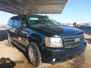 ✅ 2010 Chevrolet Suburban LT • VIN: 1GNUKJE31AR234978 • Lot: 43600416. Listed on IAAI with 252,859 mi. Free auction sales archive from the USA and detailed vehicle history report at DreamBid. Image 1.