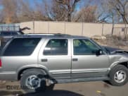 ✅ 2001 Chevrolet Blazer LT • VIN: 1GNDT13W712120082 • Lot: 41132238. Wystawiony na IAAI z przebiegiem 109 196 mil. Bezpłatny archiwum sprzedaży aukcyjnych z USA i szczegółowy raport historii pojazdu na DreamBid. Zdjęcie 14.