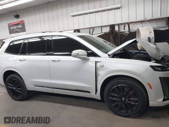 ✅ 2024 Cadillac XT6 AWD Sport • VIN: 1GYKPGRS9RZ753949 • Lot: 43526881. Listed on IAAI with 8,988 mi. Free auction sales archive from the USA and detailed vehicle history report at DreamBid. Image 13.