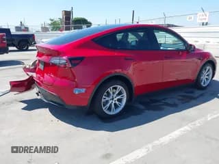 ✅ 2021 Tesla Model Y Long Range • VIN: 5YJYGDEE2MF212805 • Lot: 43152626. Listed on IAAI with 42,469 mi. Free auction sales archive from the USA and detailed vehicle history report at DreamBid. Image 4.