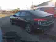 2018 Hyundai Elantra SEL z VIN KMHD84LF1JU492075, wystawiony jako IAAI lot #43313789 z przebiegiem 54 685 mil mil oraz . Historia ofert i sprzedaży dostępna na DreamBid. Obrazek 3.