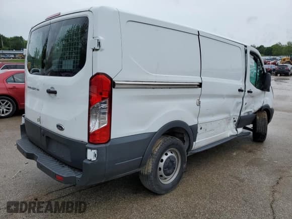 ✅ 2018 Ford Transit • VIN: 1FTYE1YM9JKB50633 • Lot: 92333195. Wystawiony na Copart z przebiegiem 11 558 mil. Bezpłatny archiwum sprzedaży aukcyjnych z USA i szczegółowy raport historii pojazdu na DreamBid. Zdjęcie 3.