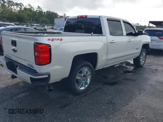 ✅ 2014 Chevrolet Silverado 1500 High Country • VIN: 3GCUKTEJ2EG318221 • Lot: 43350768. Wystawiony na IAAI z przebiegiem 209 321 mil. Bezpłatny archiwum sprzedaży aukcyjnych z USA i szczegółowy raport historii pojazdu na DreamBid. Zdjęcie 4.