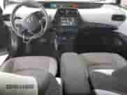 2020 Toyota Prius L Eco с VIN JTDKARFU9L3107393, выставлен на аукционе Copart как лот 90370435 с пробегом 52 405 миль миль и На запчасти • Non repairable. История ставок и продаж доступна на DreamBid. Изображение 8.