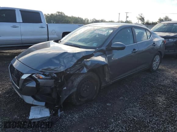 ✅ 2020 Nissan Sentra S • VIN: 3N1AB8BV8LY214284 • Лот: 81221395. Опубликован ранее на Copart с пробегом 83 625 миль. Бесплатный доступ к архиву аукционных продаж из США и подробный отчёт об истории автомобиля на DreamBid. Изображение 1.