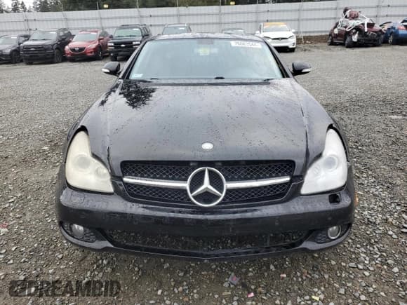 ✅ 2006 Mercedes-Benz CLS 500 • VIN: WDDDJ75X66A060418 • Лот: 76083544. Опубликован ранее на Copart с пробегом 184 316 миль. Бесплатный доступ к архиву аукционных продаж из США и подробный отчёт об истории автомобиля на DreamBid. Изображение 5.