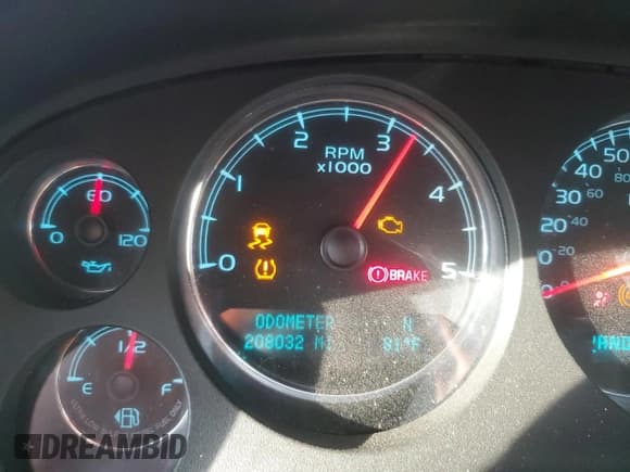 ✅ 2014 Chevrolet Silverado 2500HD LTZ • VIN: 1GC1KYE82EF129177 • Лот: 89486365. Опубликован ранее на Copart с пробегом 208 032 миль. Бесплатный доступ к архиву аукционных продаж из США и подробный отчёт об истории автомобиля на DreamBid. Изображение 9.