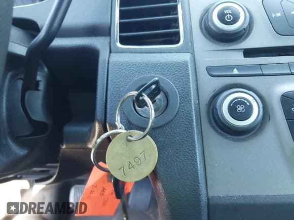 ✅ 2016 Ford Police Interceptor • VIN: 1FAHP2MK6GG123380 • Lot: 43125419. Listed on IAAI with 114,083 mi. Free auction sales archive from the USA and detailed vehicle history report at DreamBid. Image 11.