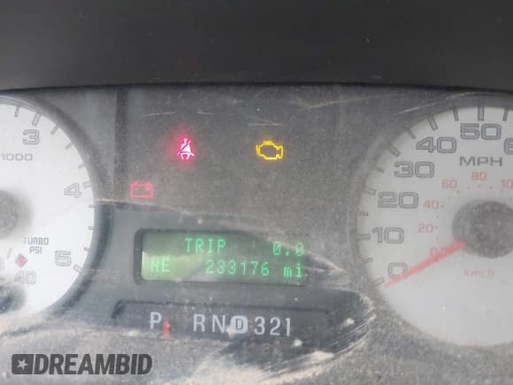 ✅ 2006 Ford F-250 XL • VIN: 1FTSW21PX6ED69409 • Lot: 42263767. Listed on IAAI with 233,176 mi. Free auction sales archive from the USA and detailed vehicle history report at DreamBid. Image 7.