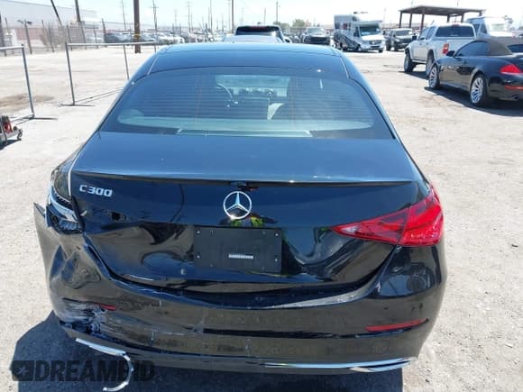 ✅ 2022 Mercedes-Benz C 300 • VIN: W1KAF4GB8NR066743 • Lot: 42269595. Listed on IAAI with 29,161 mi. Free auction sales archive from the USA and detailed vehicle history report at DreamBid. Image 16.