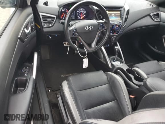 ✅ 2016 Hyundai Veloster Turbo • VIN: KMHTC6AE0GU278428 • Lot: 74853274. Wystawiony na Copart z przebiegiem 48 624 mil. Bezpłatny archiwum sprzedaży aukcyjnych z USA i szczegółowy raport historii pojazdu na DreamBid. Zdjęcie 8.