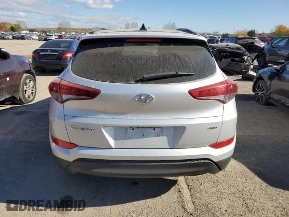 ✅ 2018 Hyundai Tucson SEL • VIN: KM8J3CA44JU809652 • Лот: 90257915. Опубликован ранее на Copart с пробегом 121 568 миль. Бесплатный доступ к архиву аукционных продаж из США и подробный отчёт об истории автомобиля на DreamBid. Изображение 6.