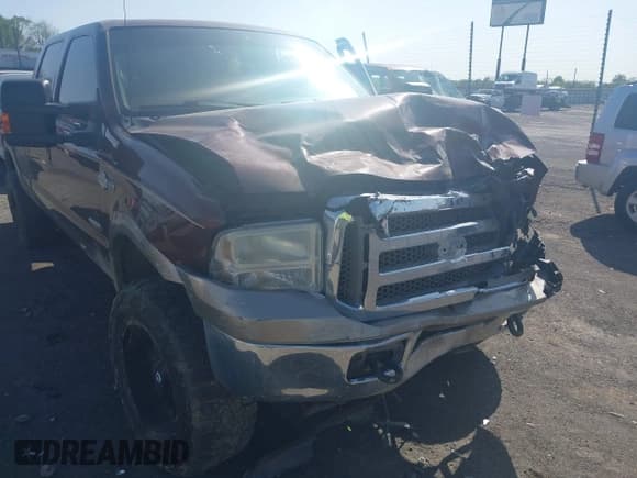 ✅ 2006 Ford F-250 XL • VIN: 1FTSW21P56EB45285 • Lot: 41897760. Listed on IAAI with 260,044 mi. Free auction sales archive from the USA and detailed vehicle history report at DreamBid. Image 17.