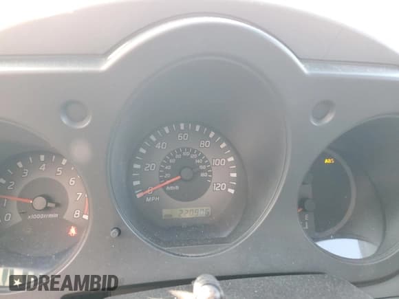 ✅ 2002 Nissan Xterra XE • VIN: 5N1ED28T92C591298 • Lot: 52364034. Wystawiony na Copart z przebiegiem 220 906 mil. Bezpłatny archiwum sprzedaży aukcyjnych z USA i szczegółowy raport historii pojazdu na DreamBid. Zdjęcie 9.