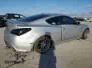 2012 Hyundai Genesis Coupe Track z VIN KMHHU6KH4CU074740, wystawiony jako Copart lot #84429034 z przebiegiem 153 403 mil mil oraz Czysty tytuł • Clean title. Historia ofert i sprzedaży dostępna na DreamBid. Obrazek 3.